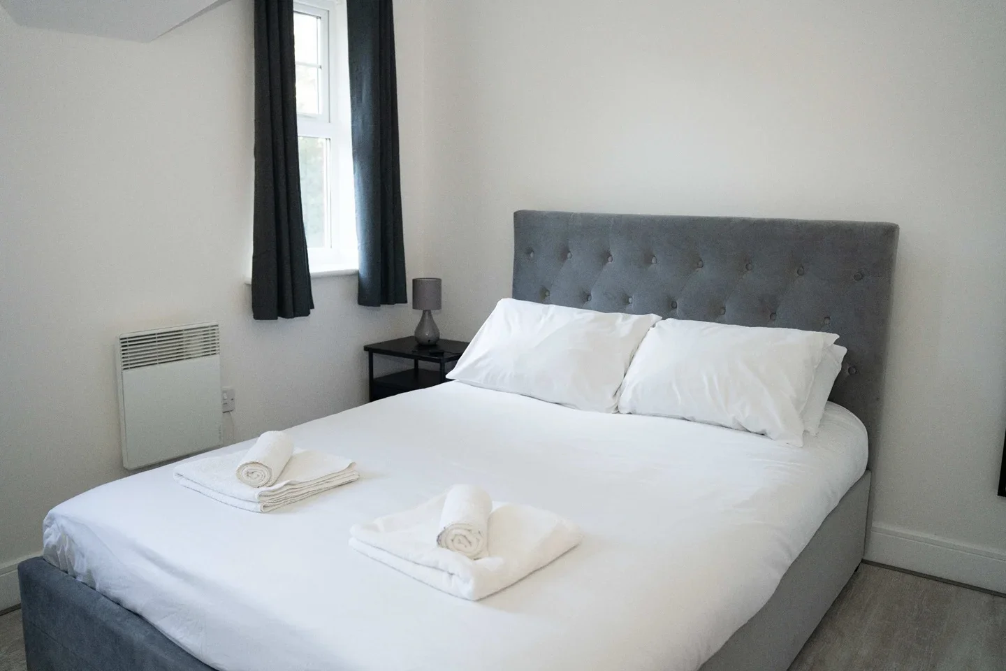 Flat Worth Park Avenue in Crawley