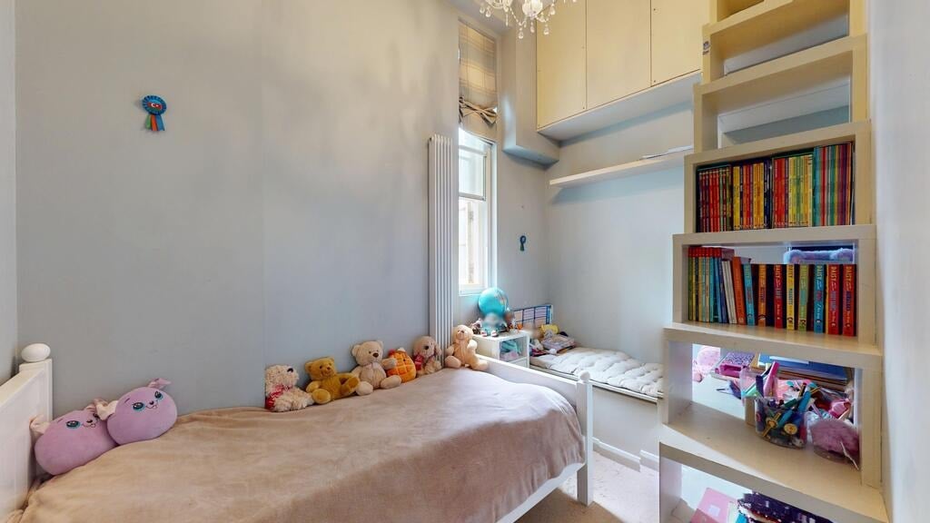 Flat Elsham Road in Greater London