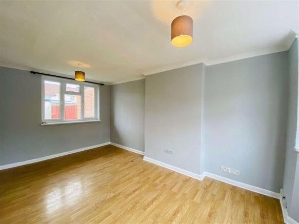 House Crabtree Avenue in Greater London