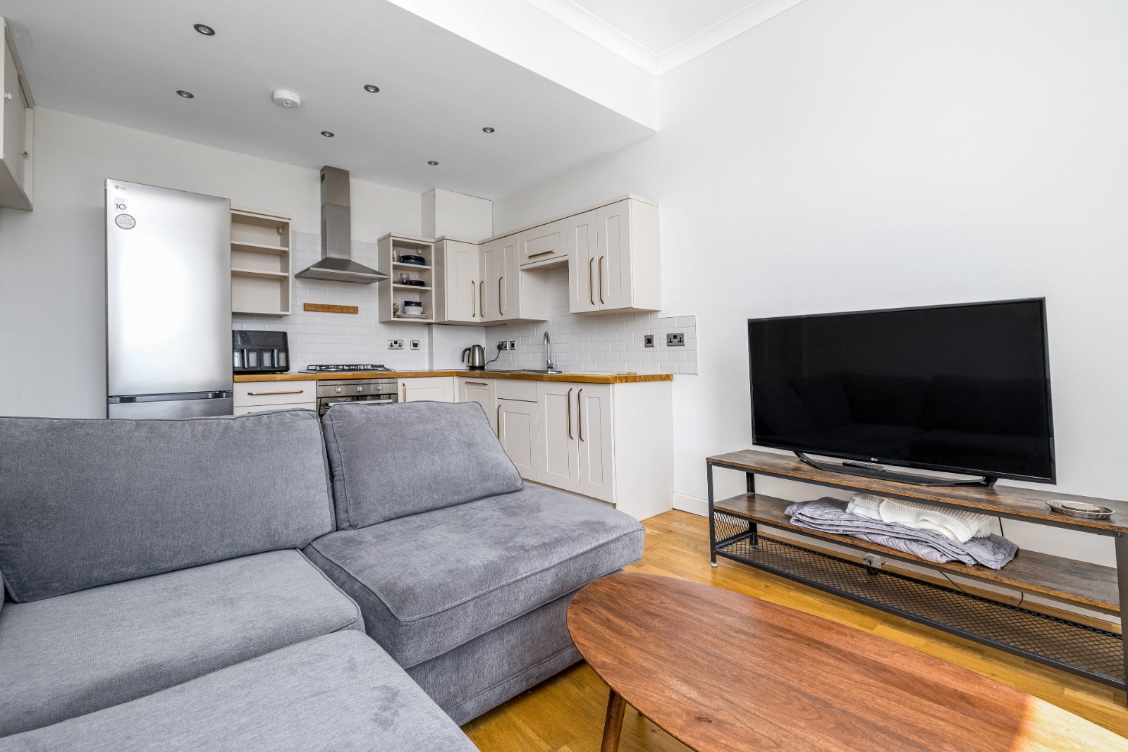 Flat Cowan Road in City of Edinburgh