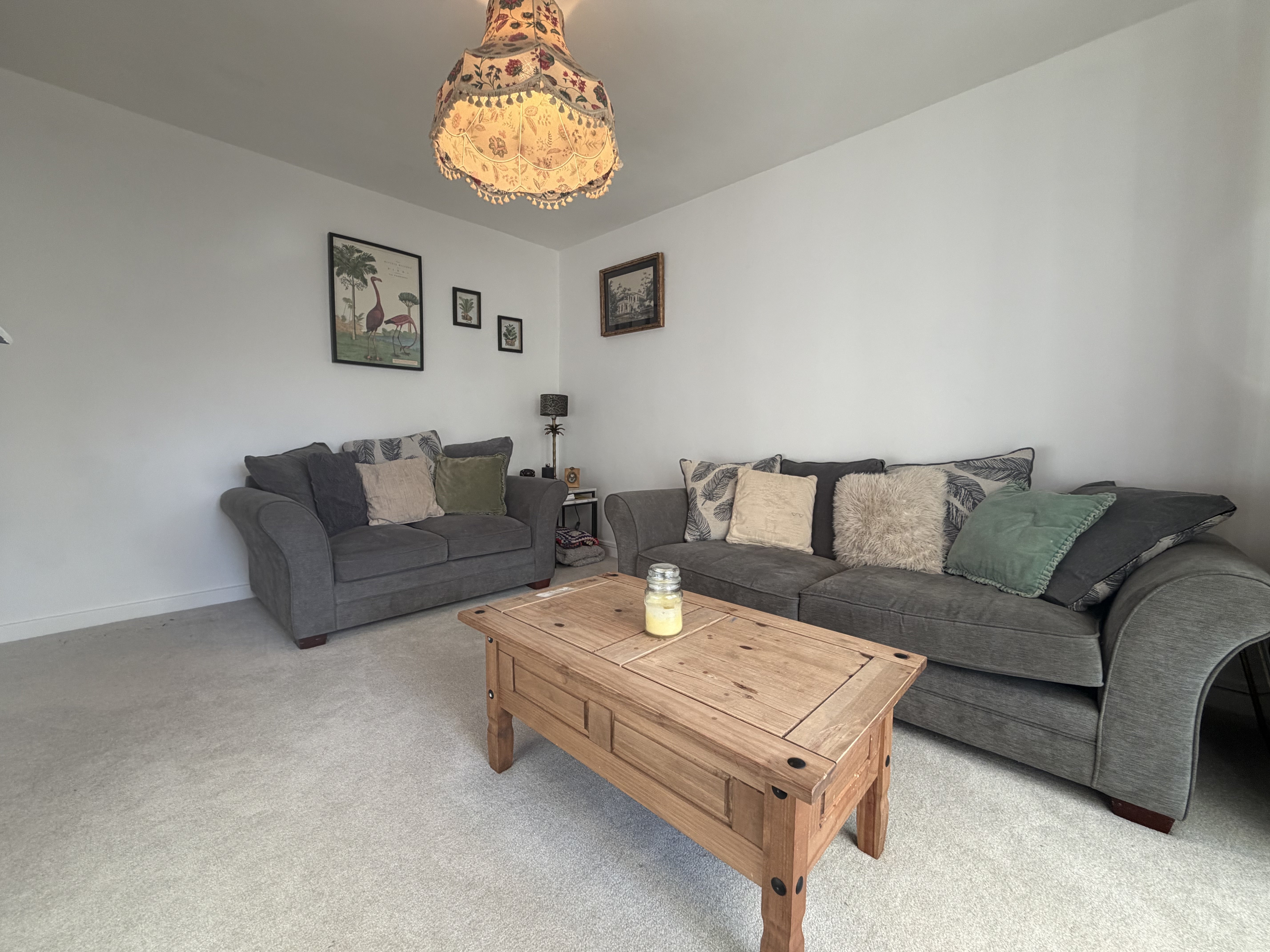 Flat Coniston Road in Royal Leamington Spa