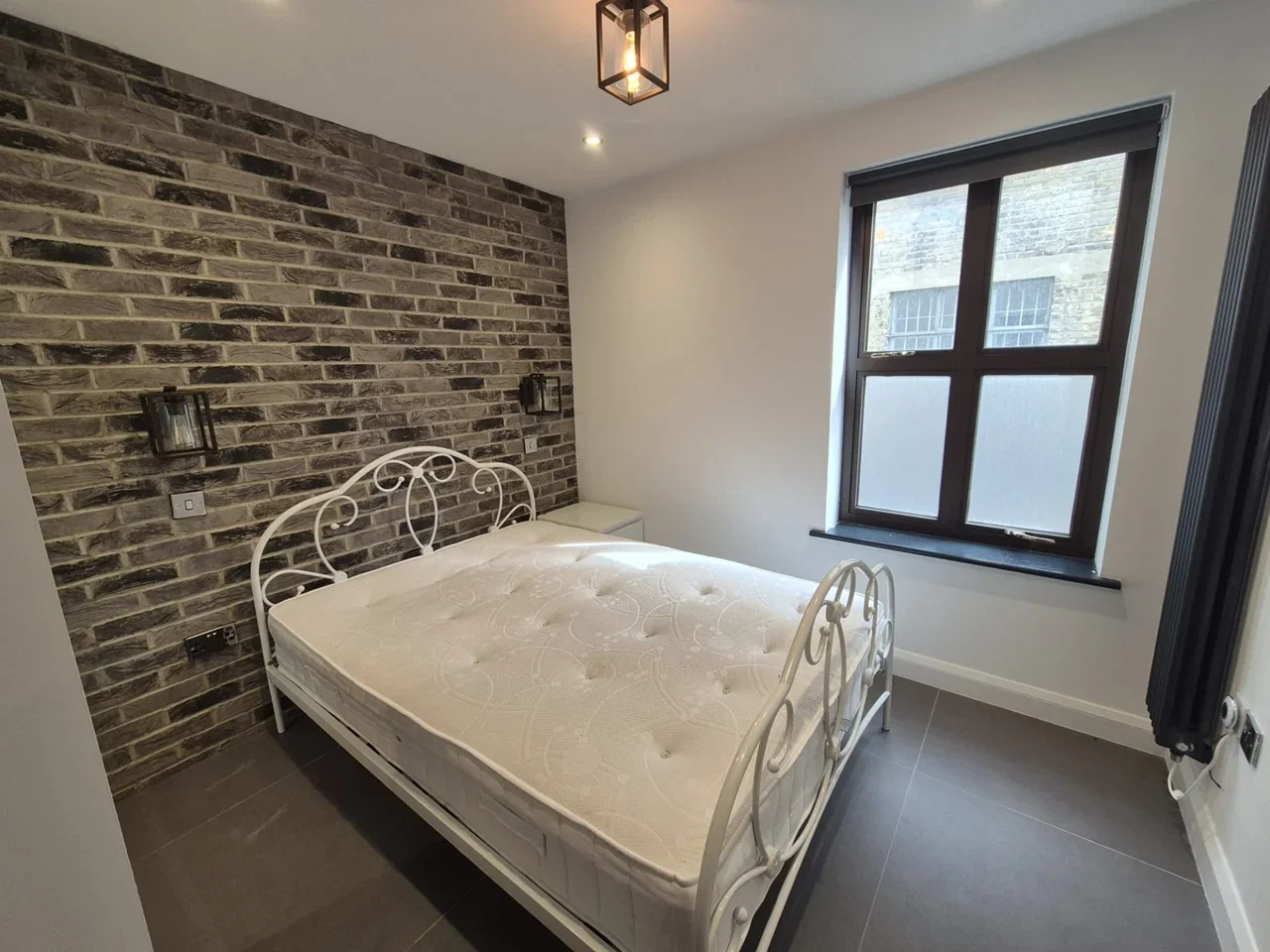 Flat Copperfield Road in Greater London