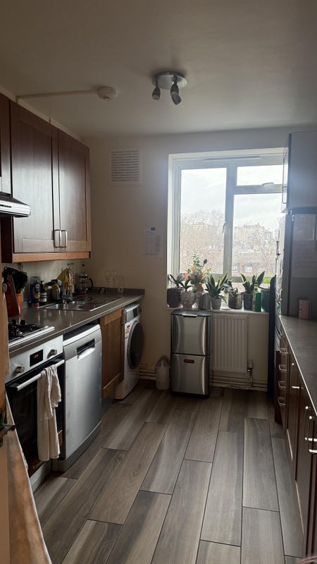 Room St John's Wood Terrace in City of Westminster