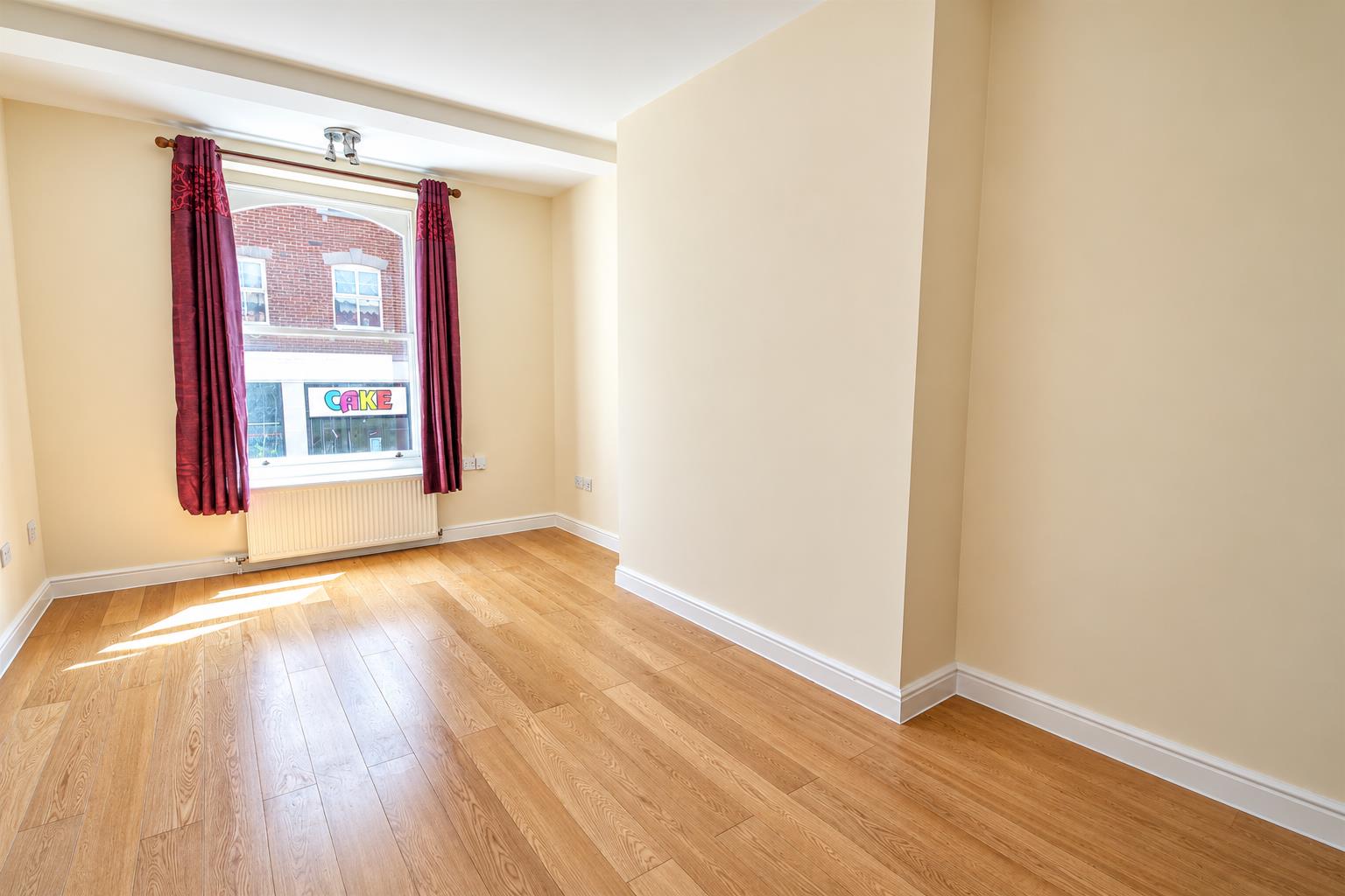 Flat Upper Union Street in Rushmoor