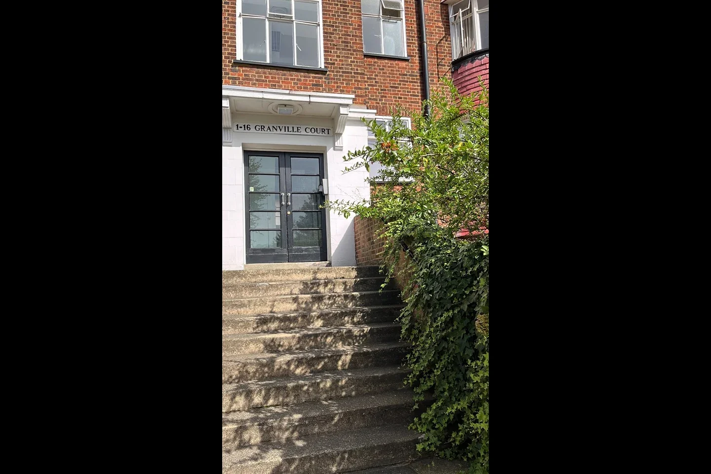 Flat Granville Road in Greater London