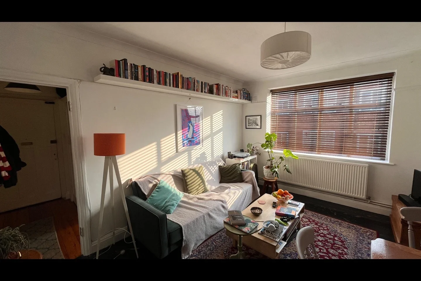 Flat Granville Road in Greater London