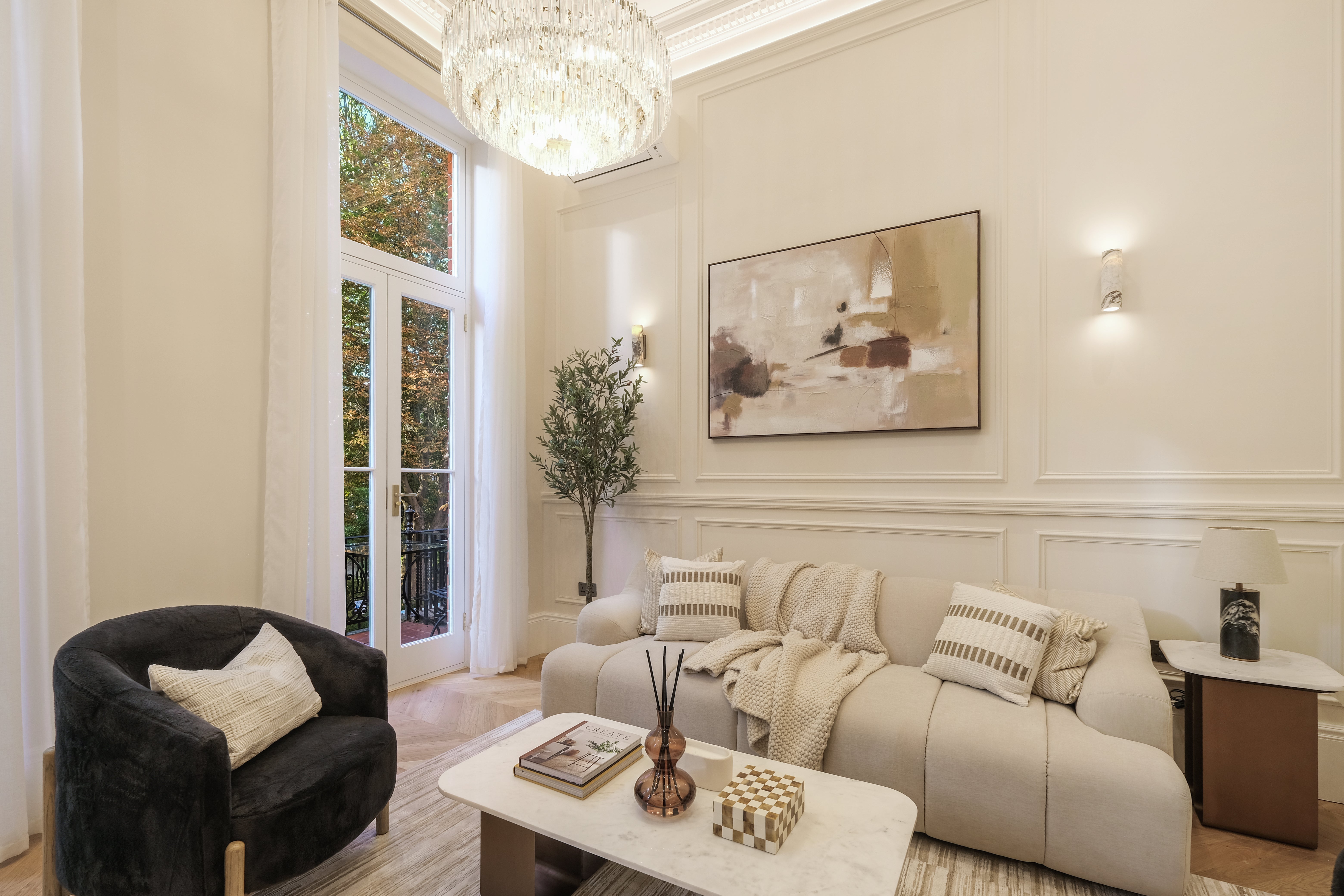 Flat Nevern Square in Greater London