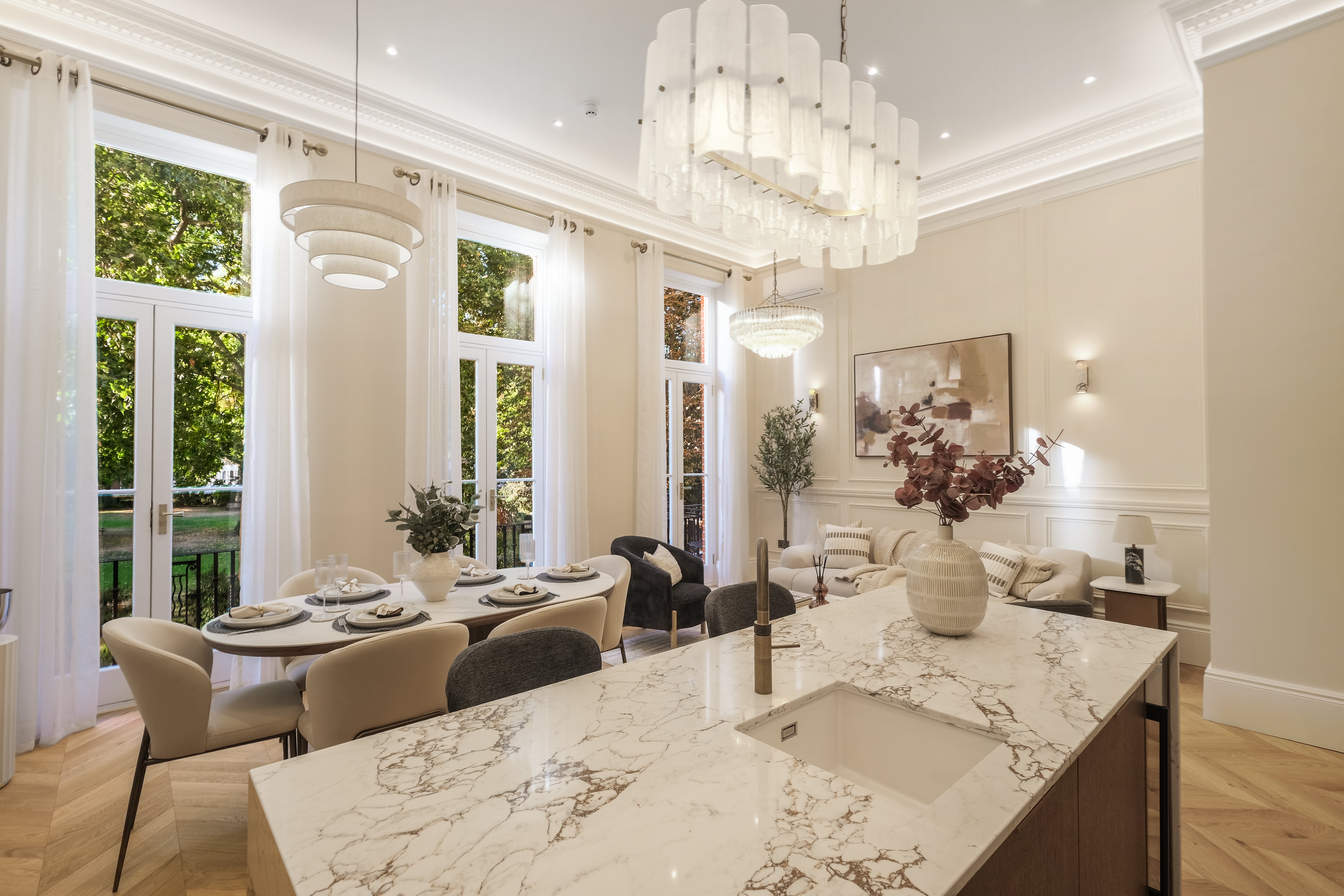 Flat Nevern Square in Greater London