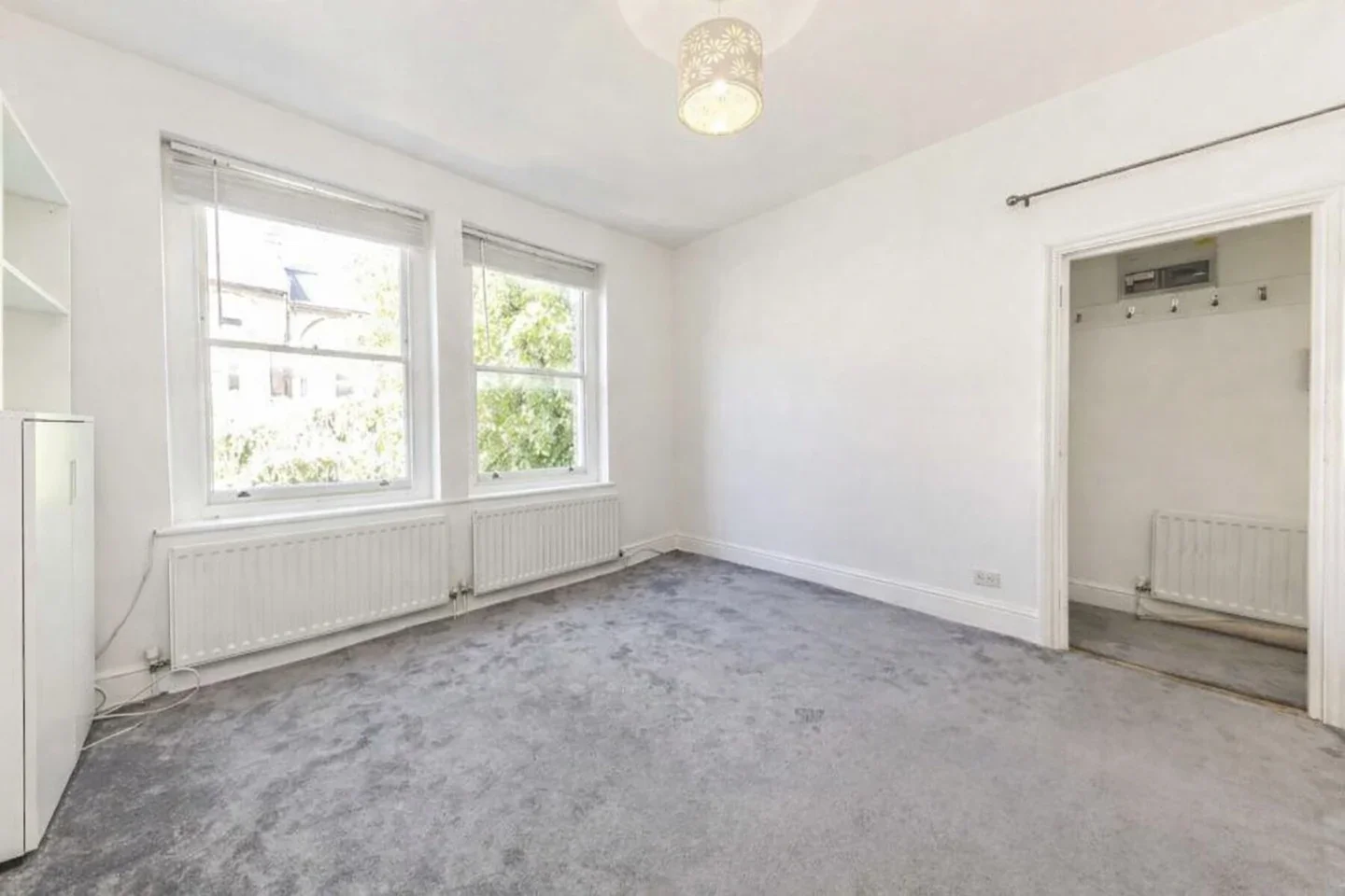 Flat Brecknock Road in Greater London