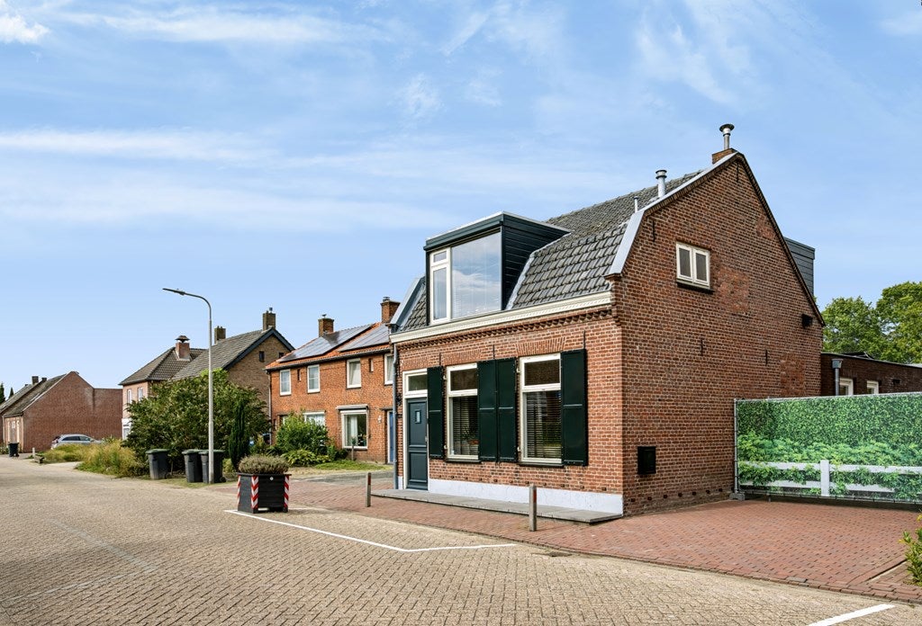 Huis Berkelseweg 37 in Udenhout