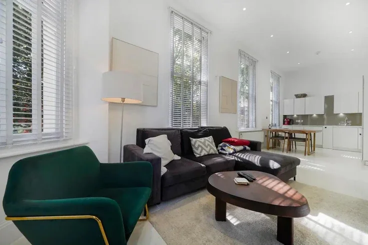 Flat Cambridge Gardens in Greater London