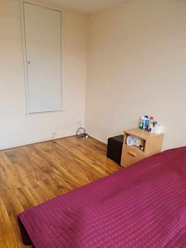 Room Pickwick Mews in Greater London