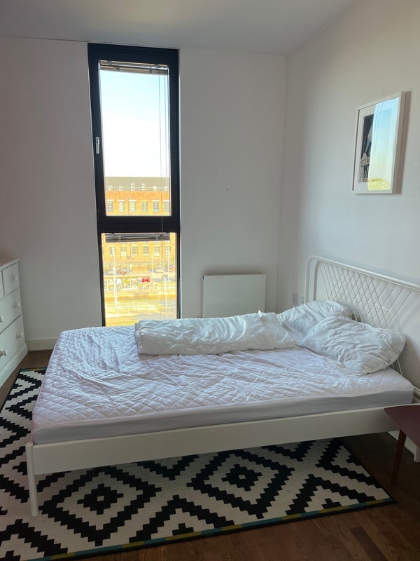 Room Lampwick Lane in Manchester