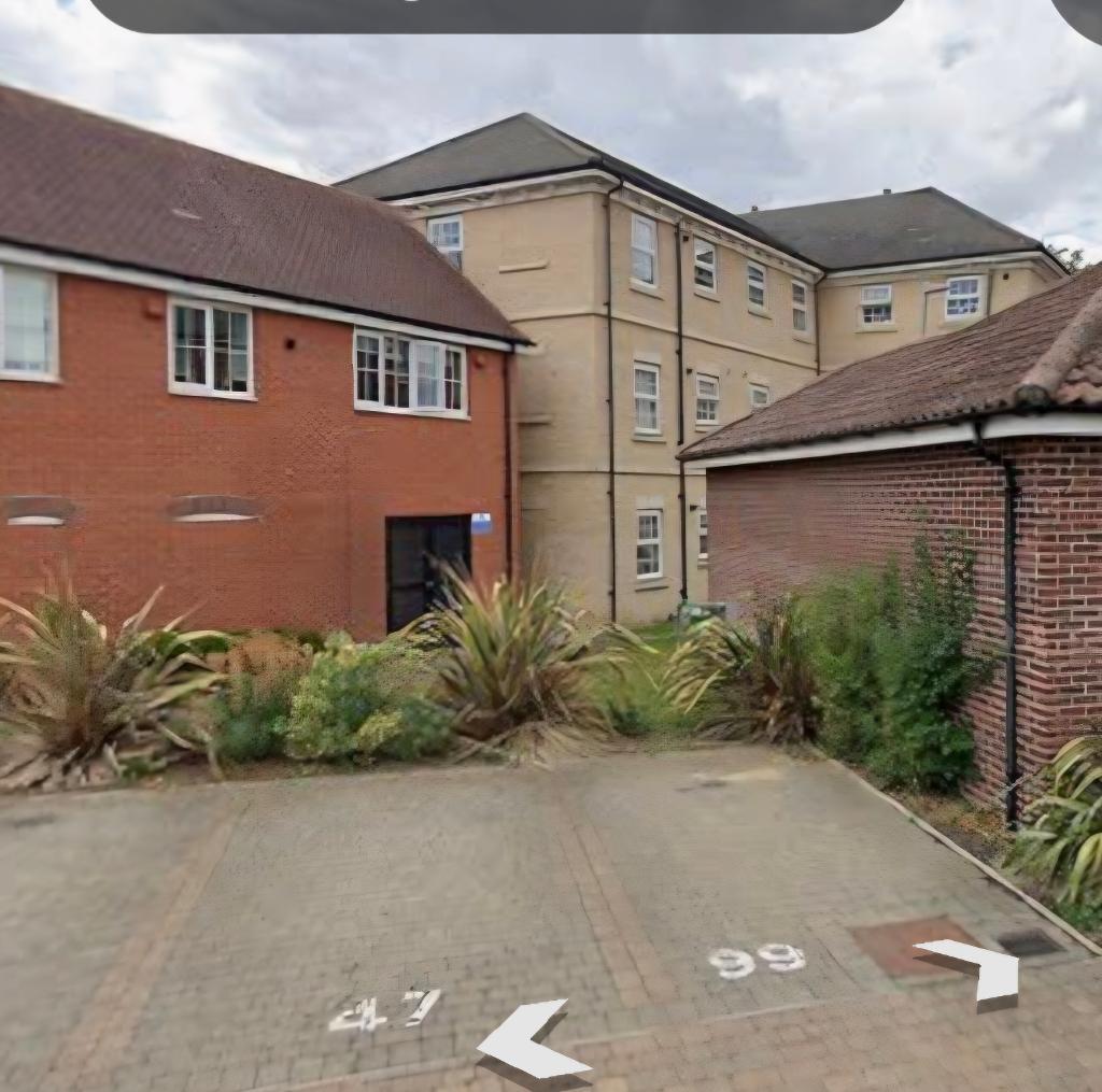 Flat Jubilee Crescent in Mid Suffolk