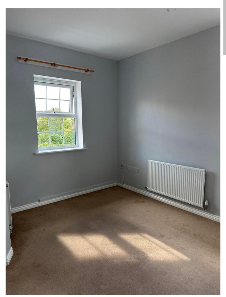 Flat Jubilee Crescent in Mid Suffolk