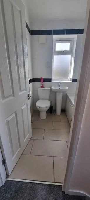 Room Heathway in Greater London