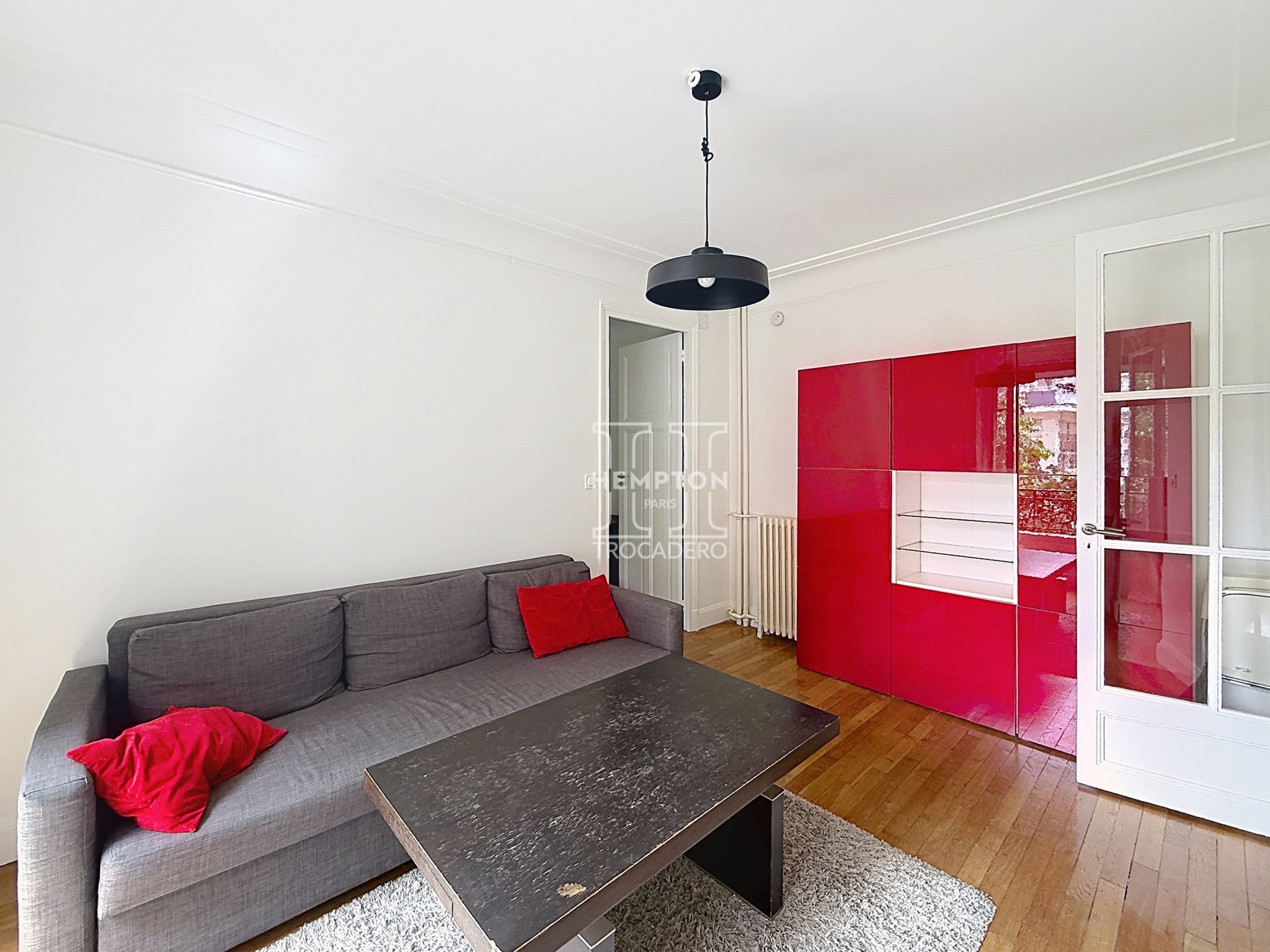 Flat Avenue du Général Clavery in Paris