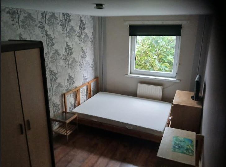 Room Delvan Close in Greater London