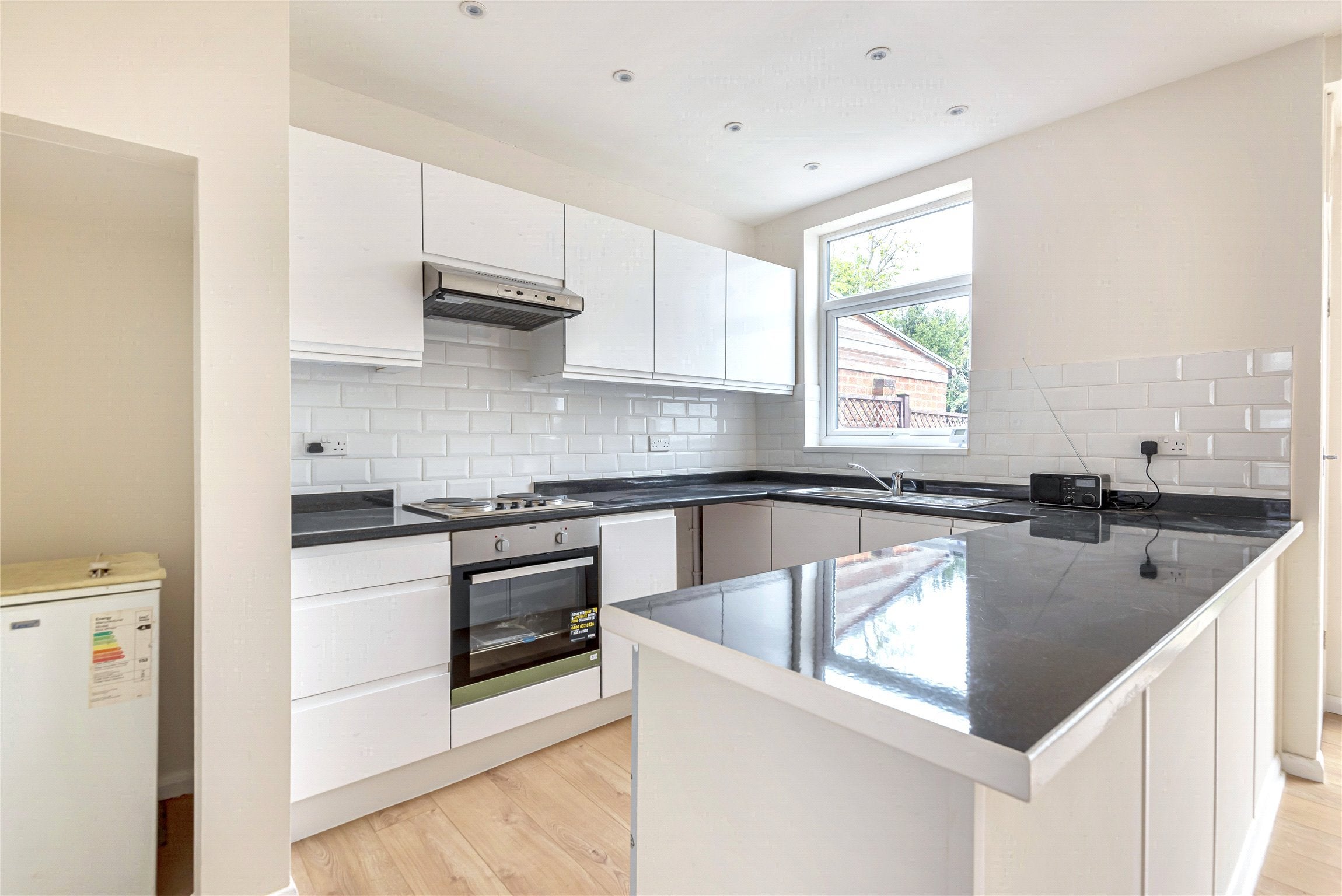 Flat Heatherdene Close in Greater London