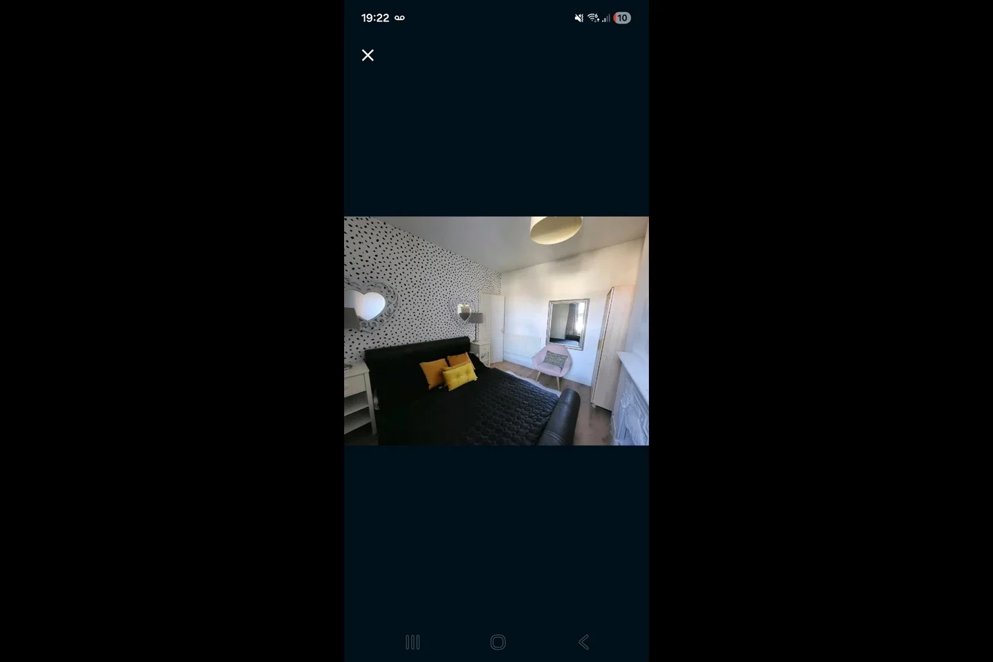 Room Empress Avenue in Greater London