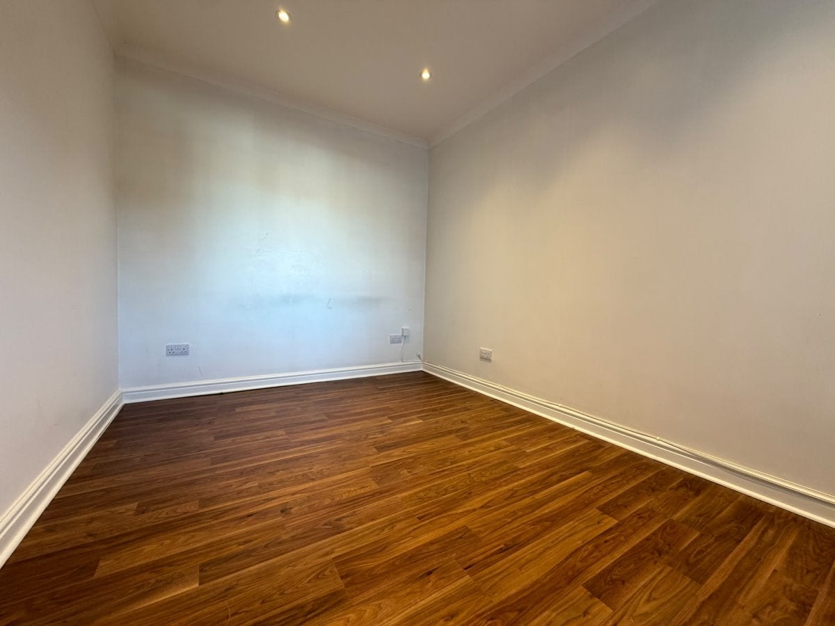 Flat Rayners Lane in London