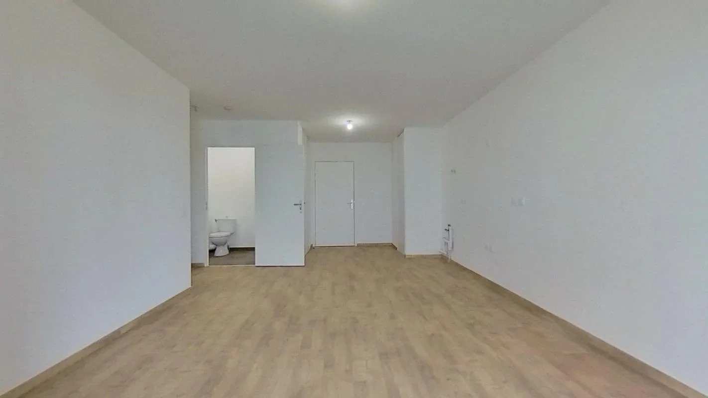 Flat Rue Des Freres Mongolfier in Saint-Pierre-de-Chandieu