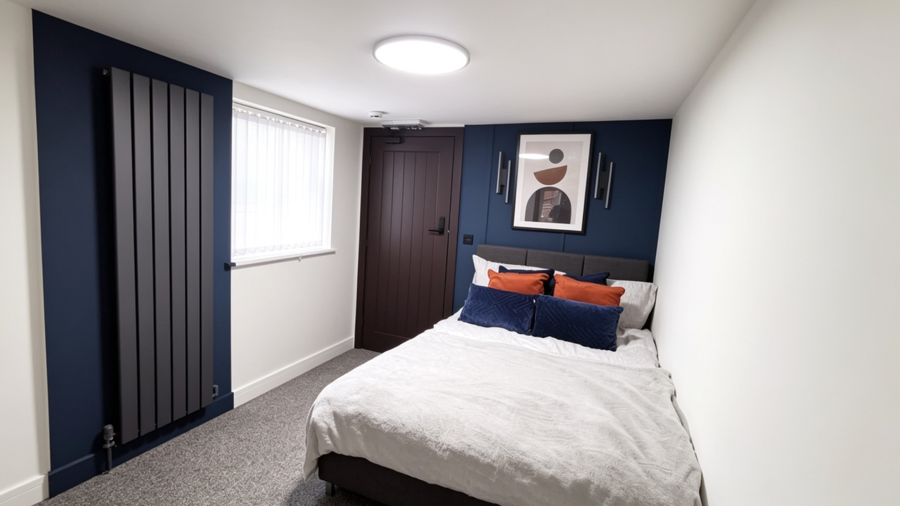 Flat Belmont Road in Luton