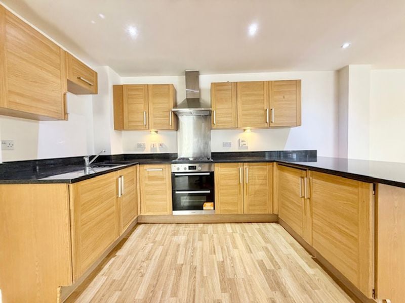 Flat Blue Lion Place in Greater London