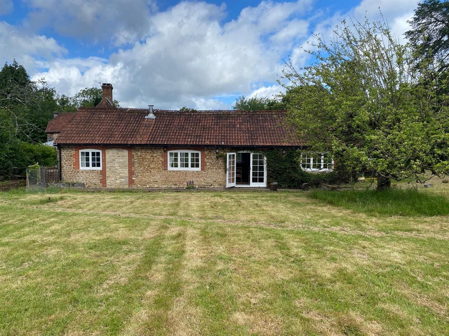 House Passfield Road in East Hampshire