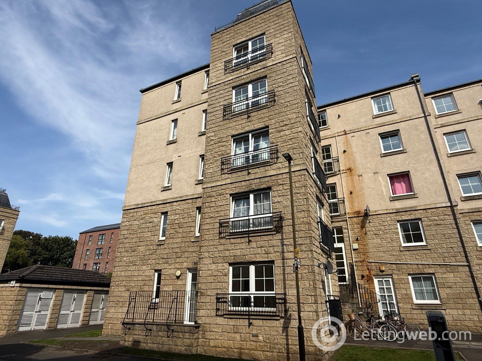 Flat Stead's Place in Edinburgh