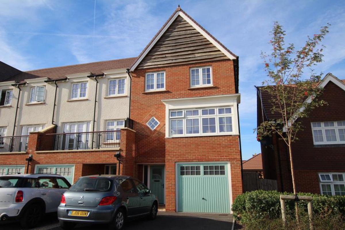 Room Lodge Causeway in Bristol