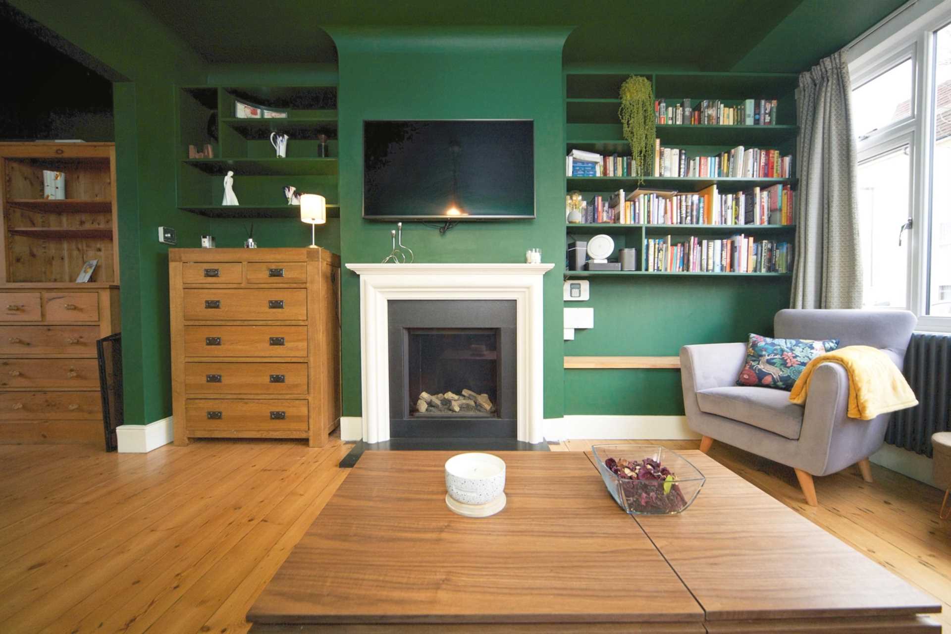 Room Ladysmith Road in Greater London