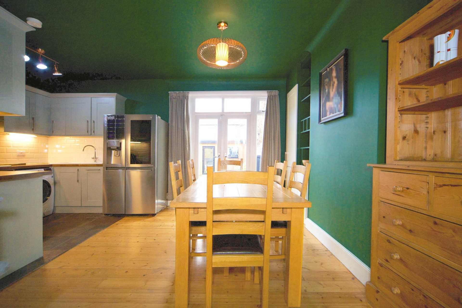 Room Ladysmith Road in Greater London
