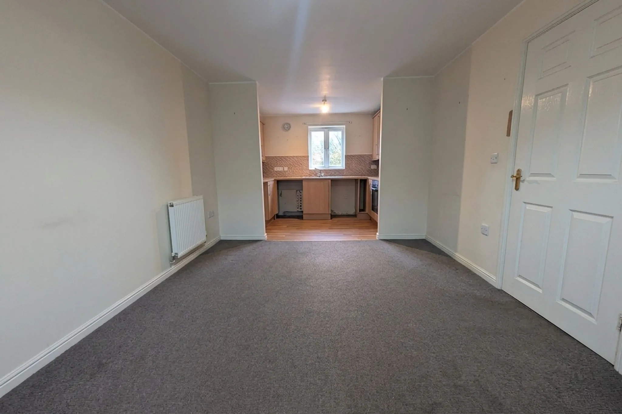 Flat Lancaster Avenue in Breckland District