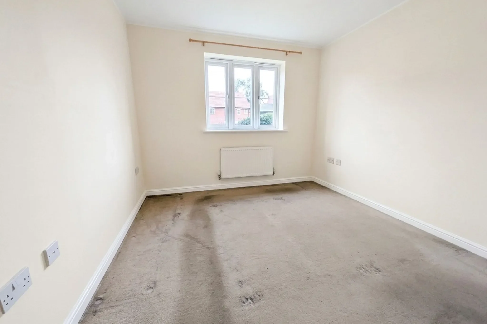 Flat Lancaster Avenue in Breckland District