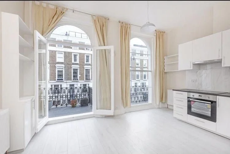 Flat Oakley Street in Greater London