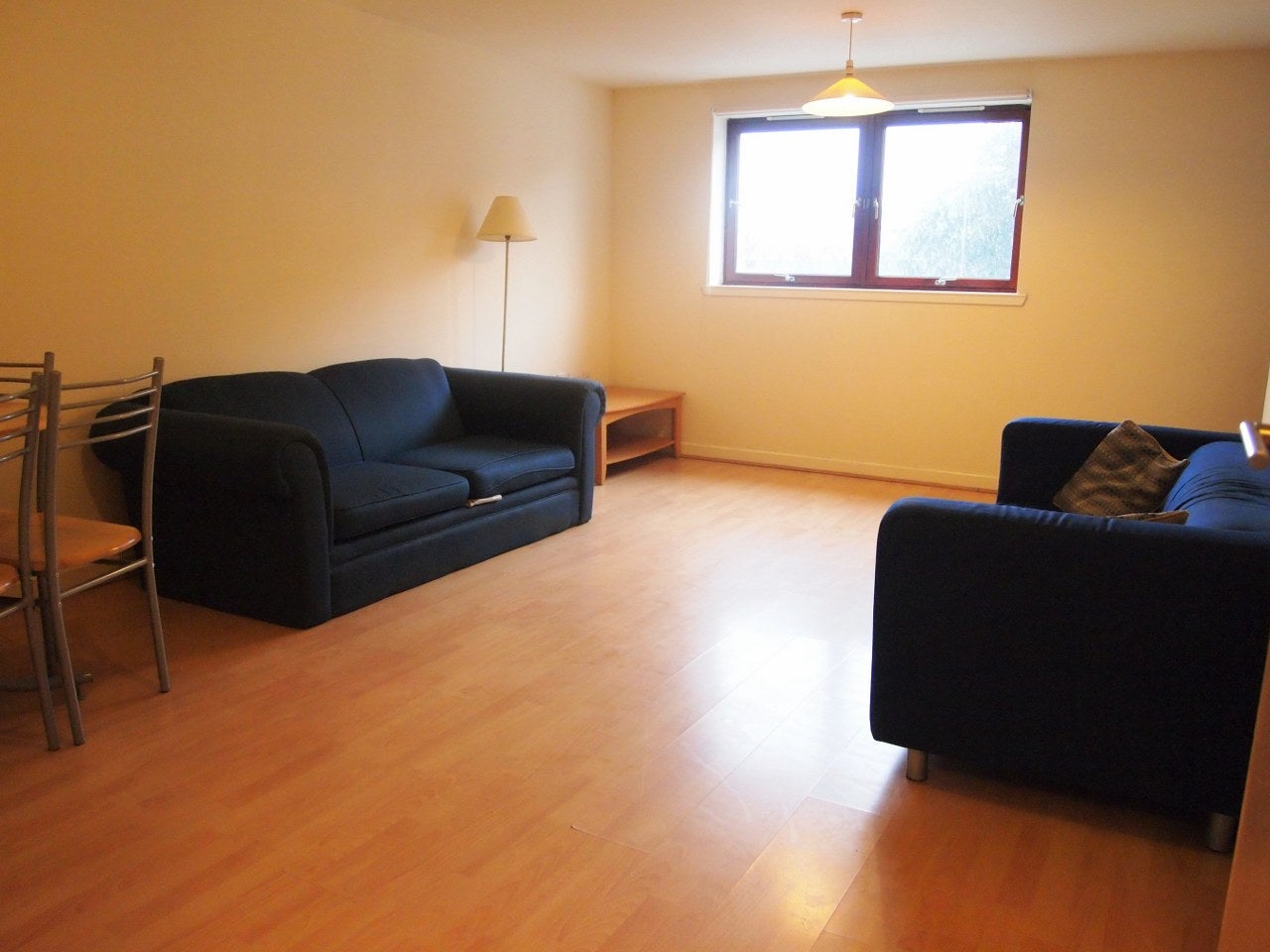 Flat Raglan Street in Glasgow