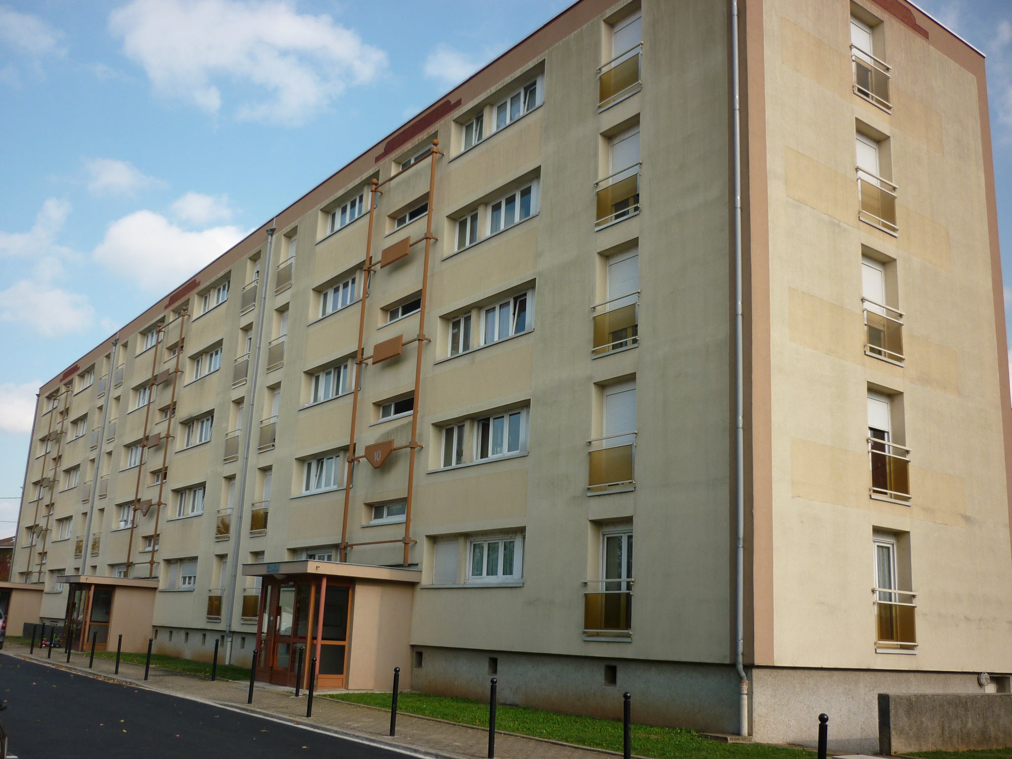 Flat Place Robert Marcelpoil in Ambérieu-en-Bugey