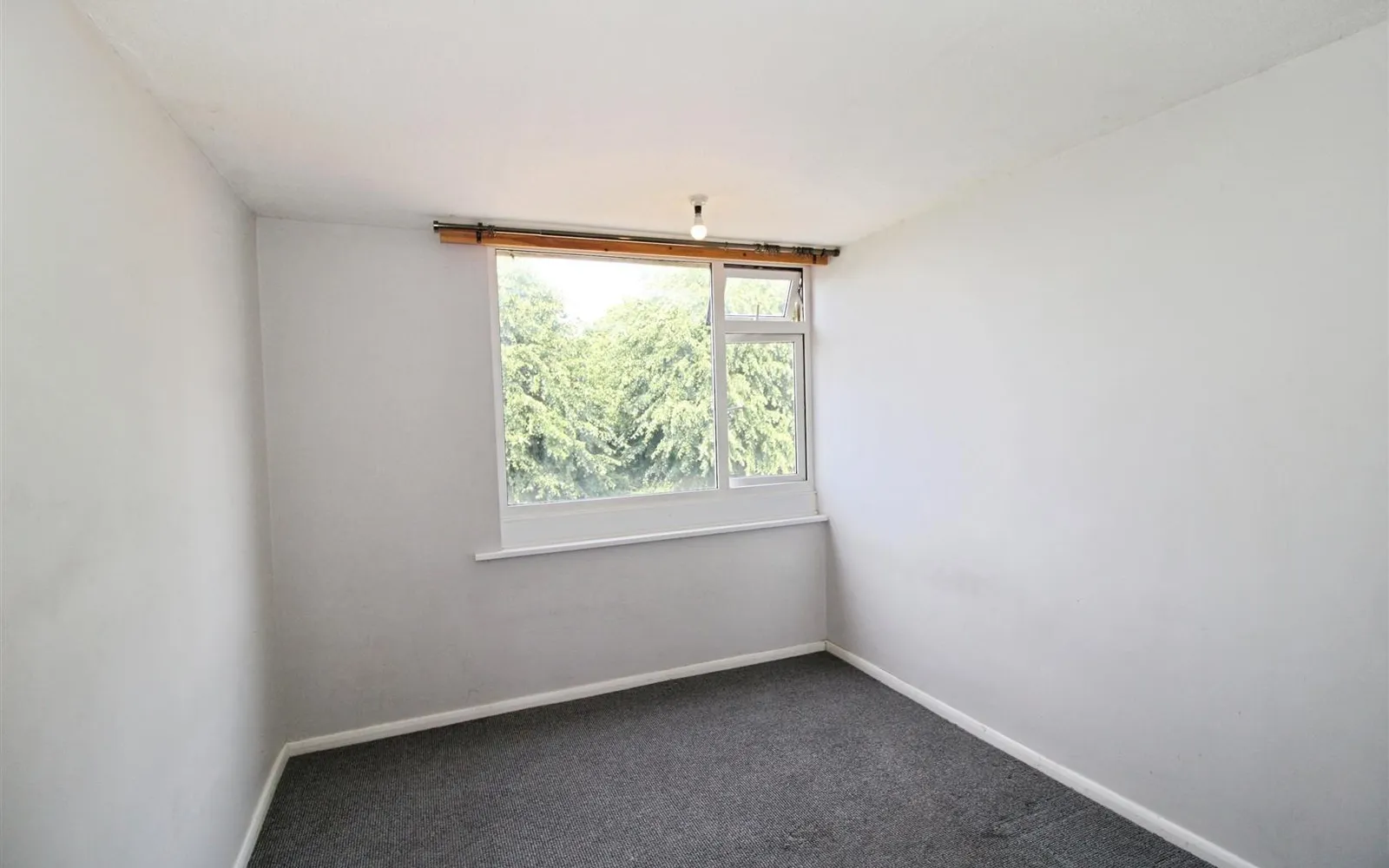 Flat Martin Lane in Rugby