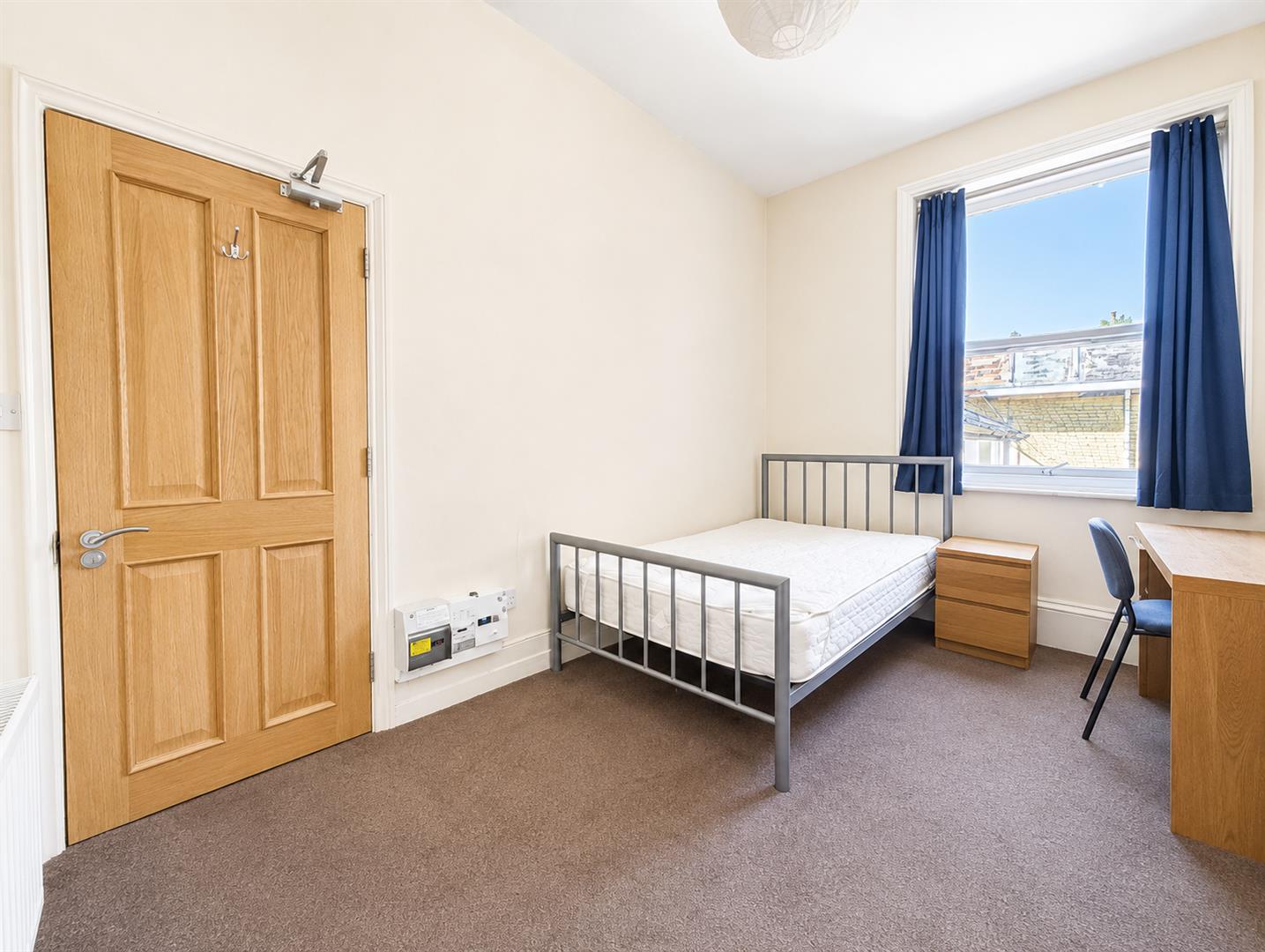 Room Bedford Square in Brighton
