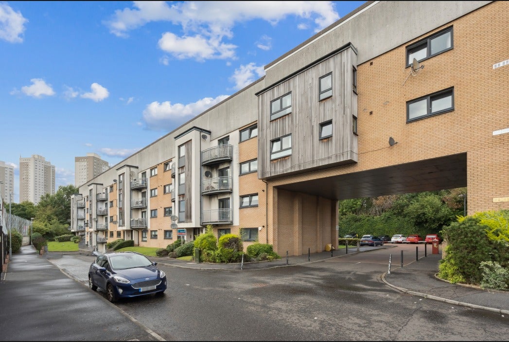 Flat Newburgh Street in Glasgow