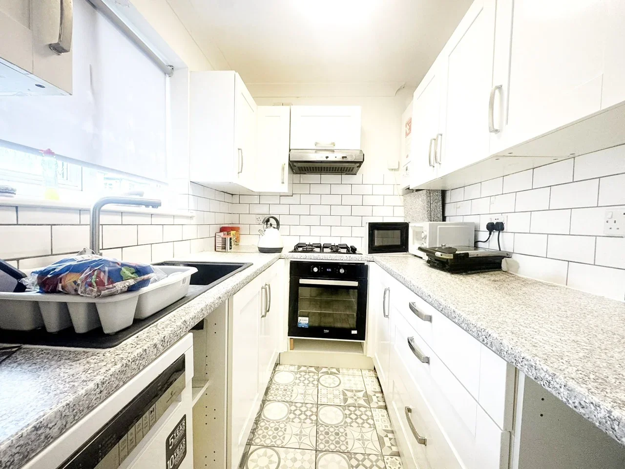 Flat Chalford Walk in Greater London