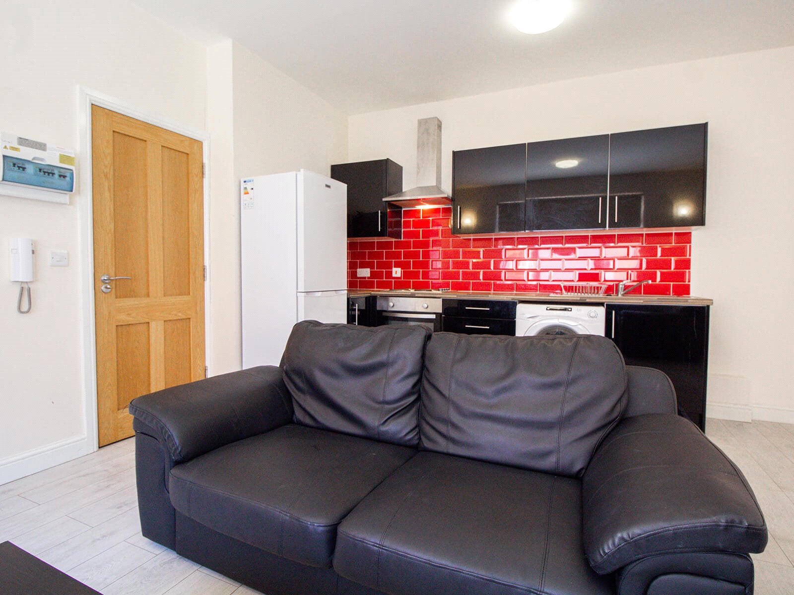 Flat Clarendon Road in Leeds