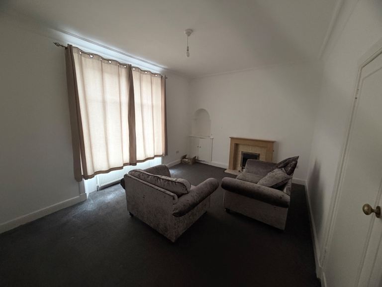Flat Ranoldcoup Road in Darvel