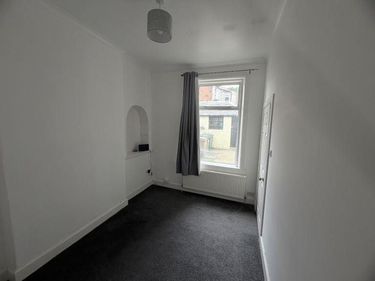 Flat Ranoldcoup Road in Darvel
