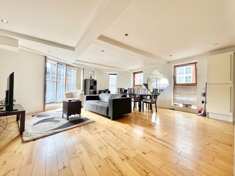 Flat Gibbons Rents in Greater London