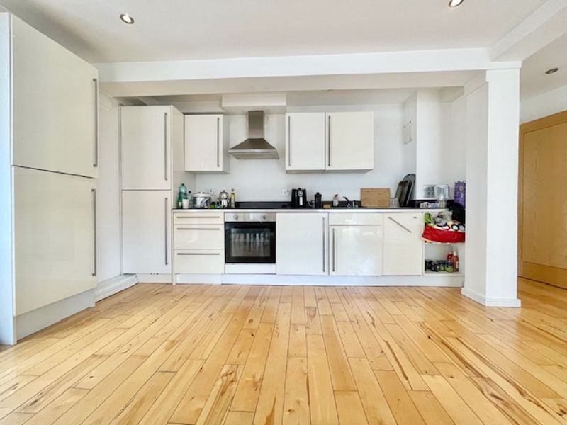 Flat Gibbons Rents in Greater London