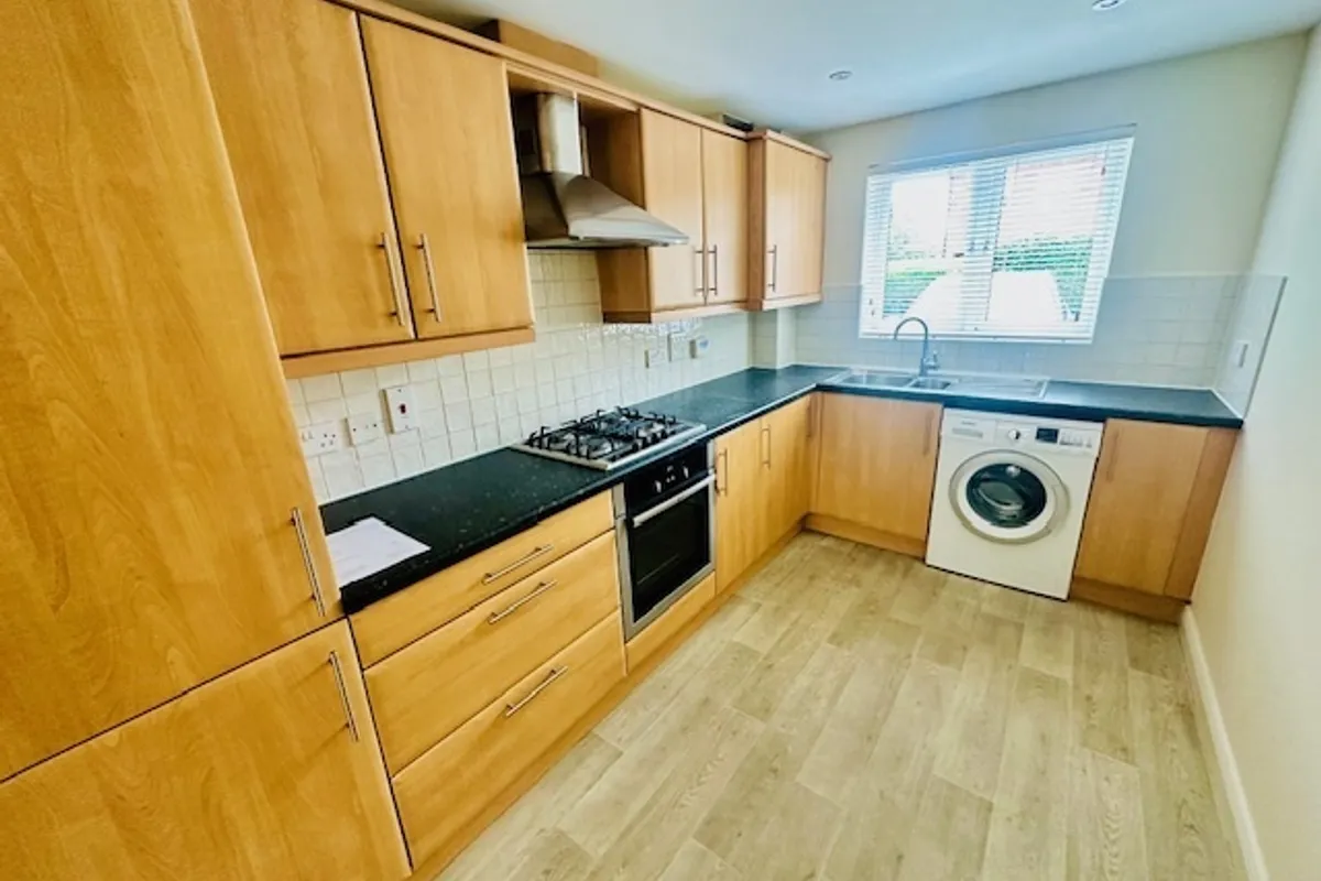 Flat Bath Road in Maidenhead