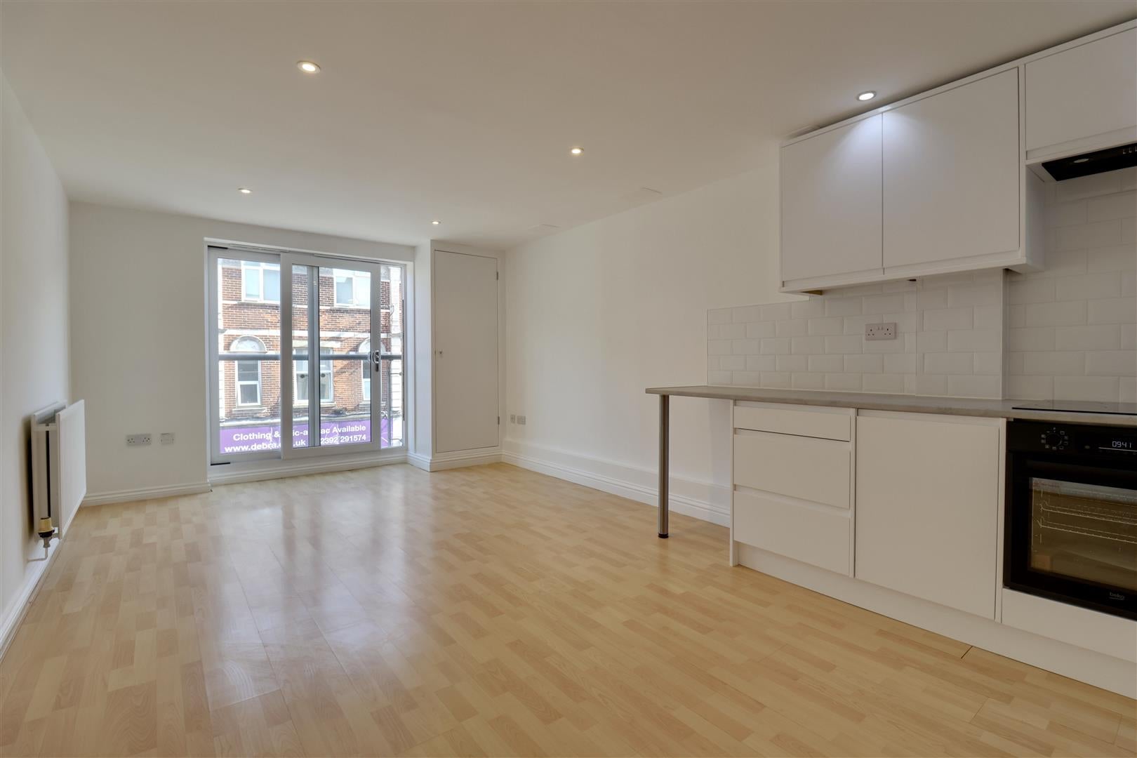 Flat Elm Grove in Portsmouth