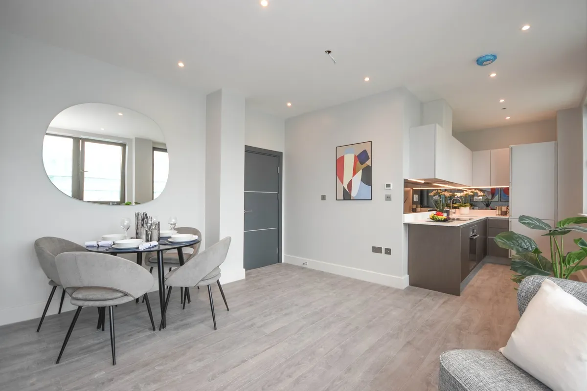 Flat Rainsford Road in Chelmsford